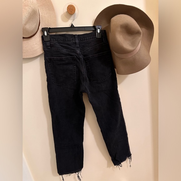 Gap | Cheeky Straight Sky High Jeans | 26 Petite (2P) - Picture 4 of 9